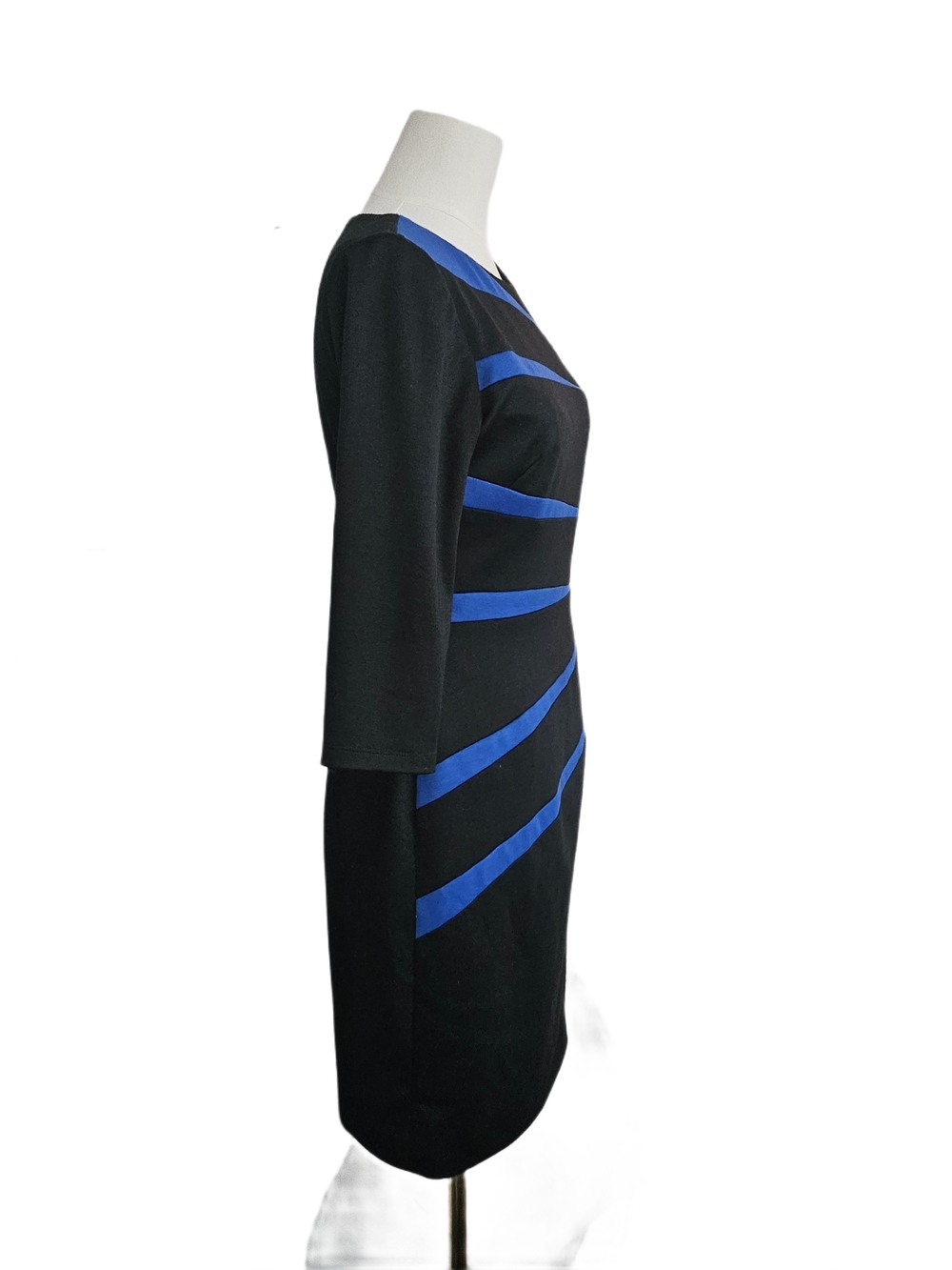 David Meister Black Sheath Dress with Royal Blue Inset Panels Size 6 - Picture 2 of 5